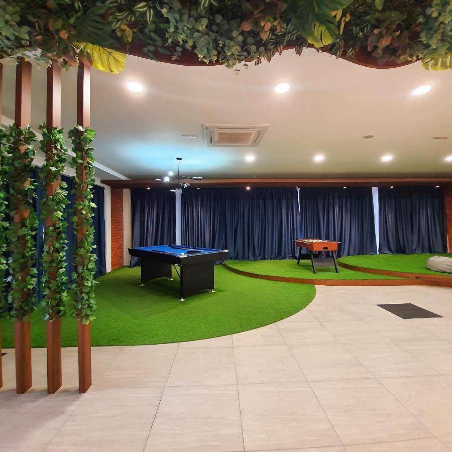 The Glass Homestay Putrajaya Esterno foto